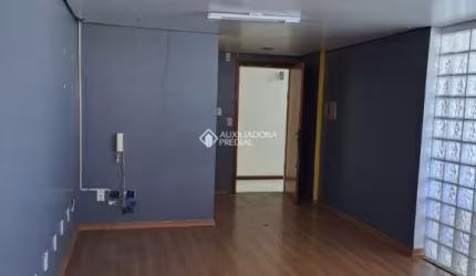 Sala comercial à venda na Rua Jari, 89, Passo da Areia, Porto Alegre, 39 m2 por R$ 185.000