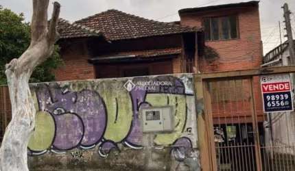 Terreno à venda na Rua Doutor Eduardo Chartier, 845, Passo da Areia, Porto Alegre, 309 m2 por R$ 650.000