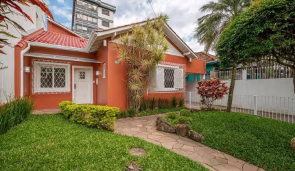 Casa com 3 quartos à venda na Travessa Antilhas, 64, Jardim Lindóia, Porto Alegre, 300 m2 por R$ 1.280.000