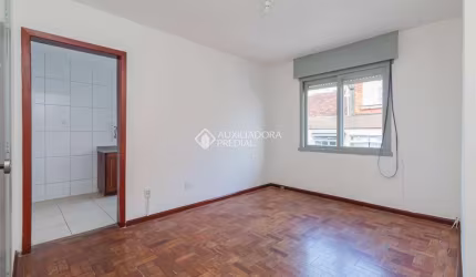 Apartamento com 2 quartos à venda na Rua Doutor Dário de Bittencourt, 135, Jardim Europa, Porto Alegre, 55 m2 por R$ 235.000