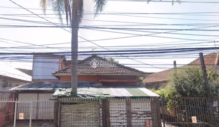 Casa comercial à venda na Rua Gomes de Freitas, 52, Jardim Itu Sabará, Porto Alegre, 300 m2 por R$ 700.000