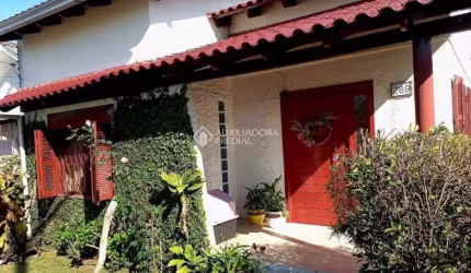 Casa com 3 quartos à venda na Tiradentes, 289, Alvorada, Guaíba, 150 m2 por R$ 499.000