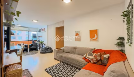 Apartamento com 3 quartos à venda na Avenida Dom Cláudio José Gonçalves Ponce de Leão, 165, Vila Ipiranga, Porto Alegre, 94 m2 por R$ 600.000