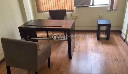 Sala comercial à venda na Rua Vigário José Inácio, 566, Centro Histórico, Porto Alegre, 17 m2 por R$ 80.000