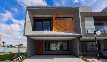 Casa em condomínio fechado com 3 quartos à venda na Rua Théo Benevenuto, 183, Sarandi, Porto Alegre, 225 m2 por R$ 1.860.000