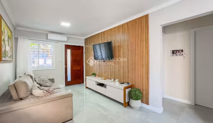 Casa com 2 quartos à venda na Rua Coronel João Pacheco de Freitas, 390, Jardim Itu Sabará, Porto Alegre, 101 m2 por R$ 590.000
