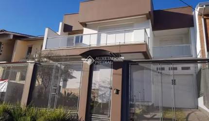 Casa em condomínio fechado com 4 quartos à venda na Rua Doutor Jorge Fayet, 693, Chácara das Pedras, Porto Alegre, 379 m2 por R$ 2.979.000