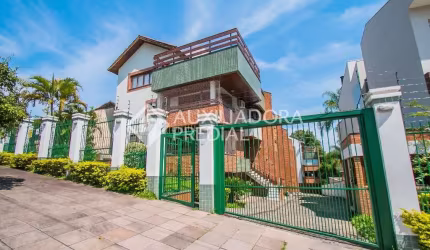 Casa em condomínio fechado com 4 quartos à venda na Rua Monte Alverne, 65, Chácara das Pedras, Porto Alegre, 301 m2 por R$ 1.568.800
