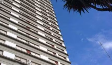Sala comercial à venda na Rua Ramiro Barcelos, 1172, Rio Branco, Porto Alegre, 48 m2 por R$ 399.000