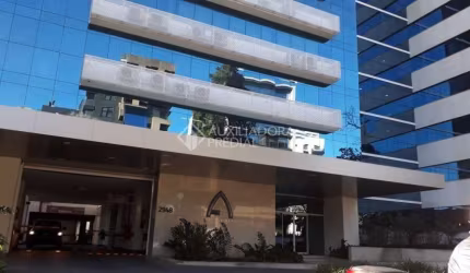 Sala comercial à venda na Avenida Cristóvão Colombo, 2932, Floresta, Porto Alegre, 46 m2 por R$ 495.000