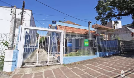 Casa com 3 quartos à venda na Rua Guilherme Alves, 1752, Partenon, Porto Alegre, 254 m2 por R$ 1.065.000
