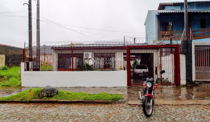 Casa com 5 quartos à venda na Rua Coronel João Pacheco de Freitas, 260, Jardim Itu Sabará, Porto Alegre, 300 m2 por R$ 420.000
