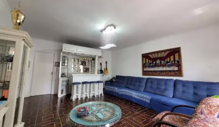 Casa 8 dormitórios sendo 3 suítes – R$ 1.650.000,00