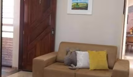 Sobrado à à venda 3 quartos quartos em Santo André - 690.000,00