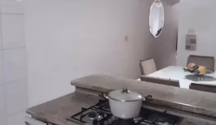 Sobrado à à venda 3 quartos quartos em Santo André - 849.000,00