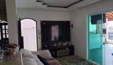 Sobrado à à venda 2 quartos quartos em Diadema - 416.000,00