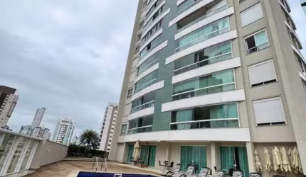 Apto - 2 Suítes + 1 Qt - Mobiliado - 107 m² - Centro - Itajaí