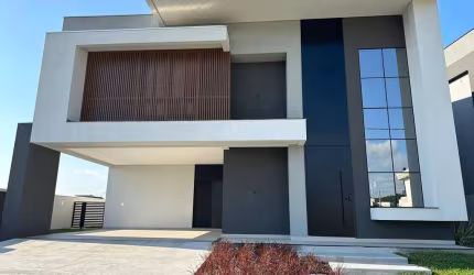 Casa - 4 Suítes - Banheira - 4 Vagas - Piscina - 380 m² - Santa Regina - Camboriú/SC