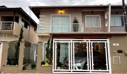 Sobrado - 3 Qt - Mobiliado - Área Externa -114 m² - Murta - Itajaí/SC