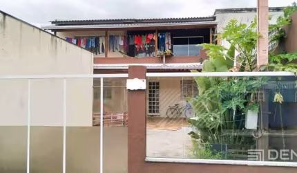 Casa c/ Sala Comercial - 5 Qts - c/ Sacada - Cozinha - Cidade Nova - Itajaí/SC