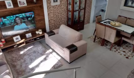 Excelente Sobrado - 3 Qt - 96 m² - Mobiliada - Ressacada - Itajaí/SC