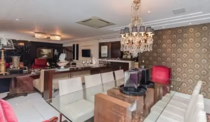 Casa em condomínio fechado com 4 quartos à venda na Rua Attílio Bilibio, 120, Jardim Carvalho, Porto Alegre, 446 m2 por R$ 2.500.000