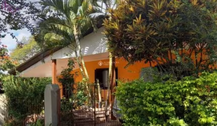 Casa com 3 quartos à venda na Rua dos Caiaguais, 5, Espírito Santo, Porto Alegre, 80 m2 por R$ 380.000