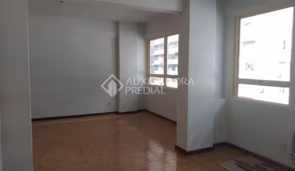 Sala comercial para alugar na Avenida Senador Salgado Filho, 94, Centro Histórico, Porto Alegre, 59 m2 por R$ 1.000