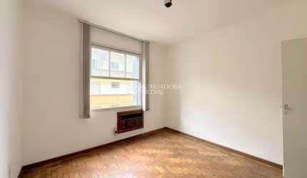 Apartamento com 2 quartos à venda na Travessa do Carmo, 205, Cidade Baixa, Porto Alegre, 64 m2 por R$ 229.000
