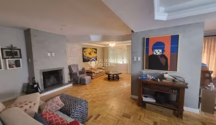 Casa com 3 quartos à venda na Rua Professor Fernando Carneiro, 240, Três Figueiras, Porto Alegre, 290 m2 por R$ 1.800.000