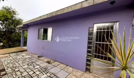 Casa com 2 quartos à venda na Angelo Matiazi, 133, Campo Novo, Porto Alegre, 60 m2 por R$ 200.000