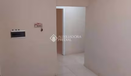 Apartamento com 2 quartos à venda na Rua Doutor João Inácio, 1492, Navegantes, Porto Alegre, 65 m2 por R$ 200.000