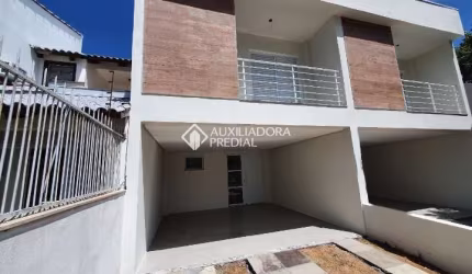 Casa com 2 quartos à venda na Rua Armando Czamanski, 50, Ipanema, Porto Alegre, 137 m2 por R$ 470.000