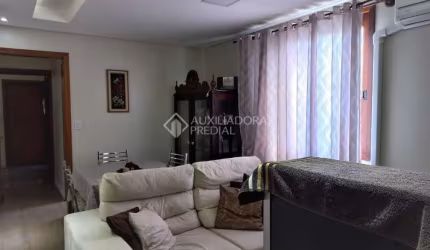 Apartamento com 1 quarto à venda na Rua Desembargador Solon Macedônia Soares, 13, São Sebastião, Porto Alegre, 42 m2 por R$ 213.000