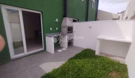 Casa com 2 quartos à venda na Rua Manoel Fernandes, 254, Guarujá, Porto Alegre, 92 m2 por R$ 365.000