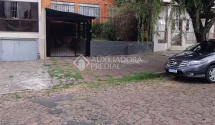 Casa com 4 quartos à venda na Avenida Bernardi, 262, Cristo Redentor, Porto Alegre, 150 m2 por R$ 650.000