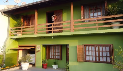 Casa com 3 quartos à venda na Rua Brasil Camoreto Gall, 245, Santa Teresa, São Leopoldo, 233 m2 por R$ 692.000