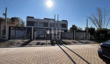 Casa com 3 quartos à venda na Rua Santa Cruz, 175, Campestre, São Leopoldo, 151 m2 por R$ 638.000