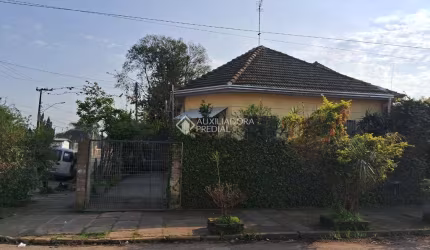 Casa com 2 quartos à venda na Rua Presidente Roosevelt, 1389, São Miguel, São Leopoldo, 86 m2 por R$ 200.000
