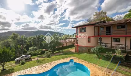Fazenda à venda na Estrada Luiz Bettiol, 341, Hípica, Porto Alegre, 400 m2 por R$ 1.350.000