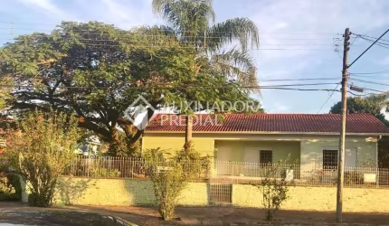 Casa em condomínio fechado com 3 quartos à venda na Rua Suíça, 55, Pinheiro, São Leopoldo, 135 m2 por R$ 860.000