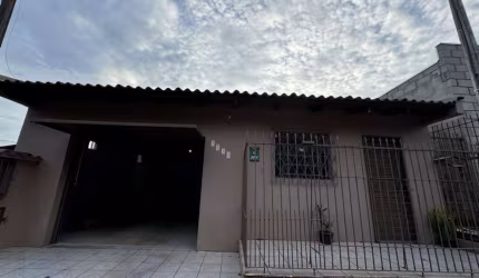 Casa com 2 quartos à venda na Avenida das Américas, 1125, Duque de Caxias, São Leopoldo, 156 m2 por R$ 355.000