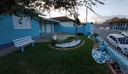 Casa com 2 quartos à venda na Carlos Henemann, 97, Rio Branco, São Leopoldo, 129 m2 por R$ 570.000