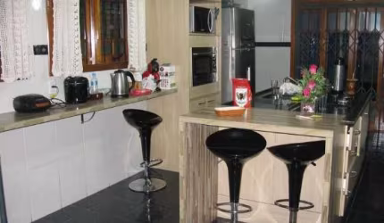 Casa com 4 quartos à venda na Rua Clemente Pinto, 4377, Fião, São Leopoldo, 167 m2 por R$ 650.000