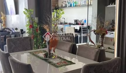 Casa com 2 quartos à venda na Avenida Maria Emília de Paula, 568, Feitoria, São Leopoldo, 160 m2 por R$ 658.000