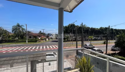 Casa com 4 quartos à venda na Avenida Imperatriz Leopoldina, 3273, Feitoria, São Leopoldo, 199 m2 por R$ 766.000