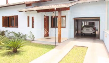 Casa com 3 quartos à venda na Rua Jorge Schuch, 539, Feitoria, São Leopoldo, 209 m2 por R$ 850.000