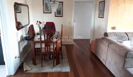 Apartamento com 3 quartos à venda na Rua Doutor Eduardo Marques Júnior, 27, Jardim Itu Sabará, Porto Alegre, 108 m2 por R$ 550.000