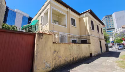 Casa com 3 quartos à venda na Rua Ramiro Barcelos, 743, Floresta, Porto Alegre, 305 m2 por R$ 1.600.000