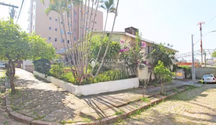 Casa com 5 quartos à venda na Rua Potengi, 112, Cristo Redentor, Porto Alegre, 314 m2 por R$ 990.000